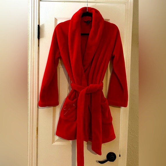 Victoria’s Secret Robe - Picture 5 of 8